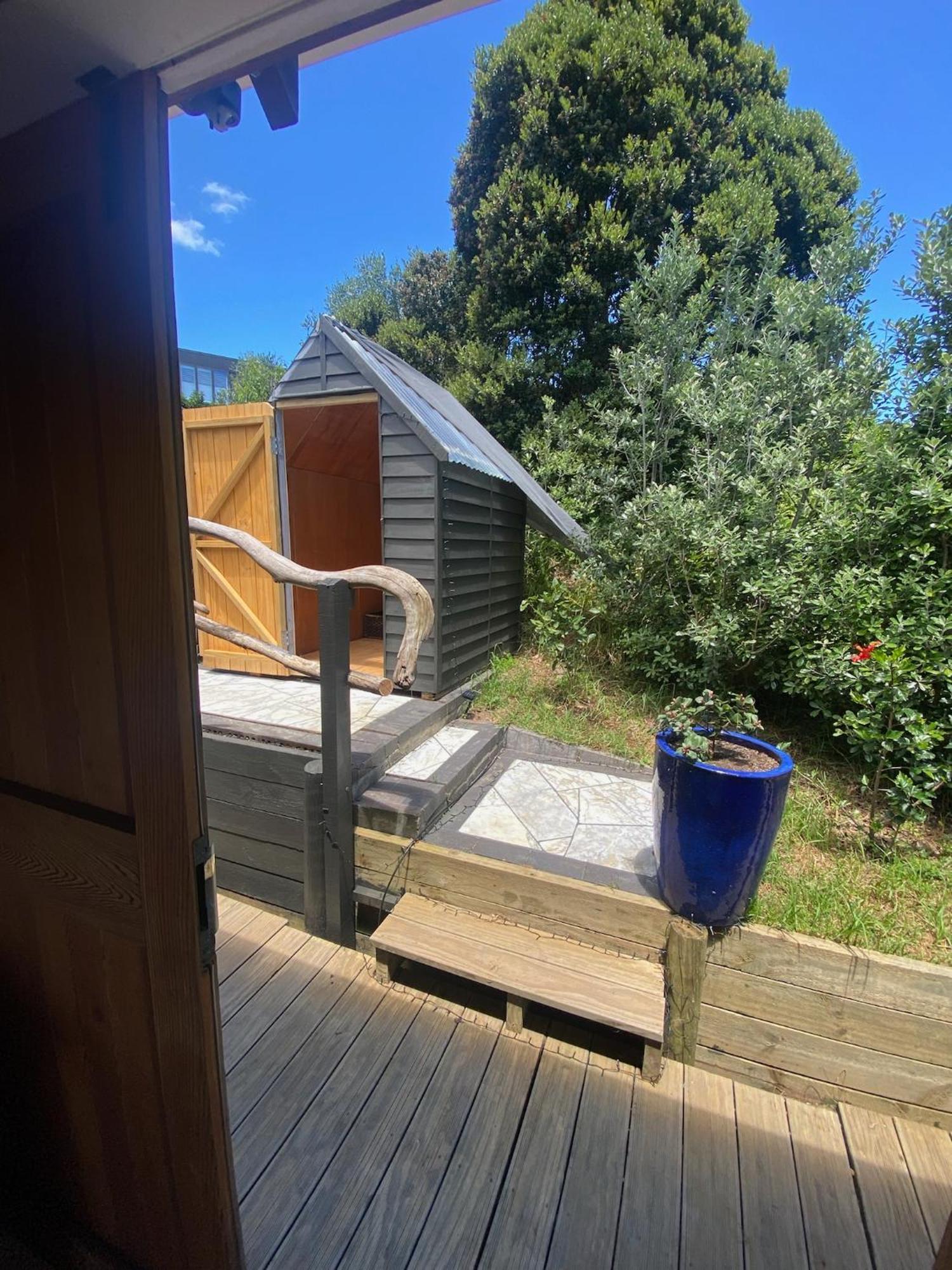 Kereru Cabin - Spectacular Seaviews, Rustic, Glamping Eco Adventure Palm Beach 외부 사진